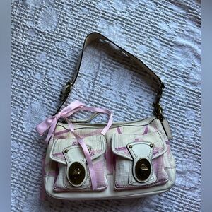 Coach Vintage Legacy Optic print shoulder bag
Pink White